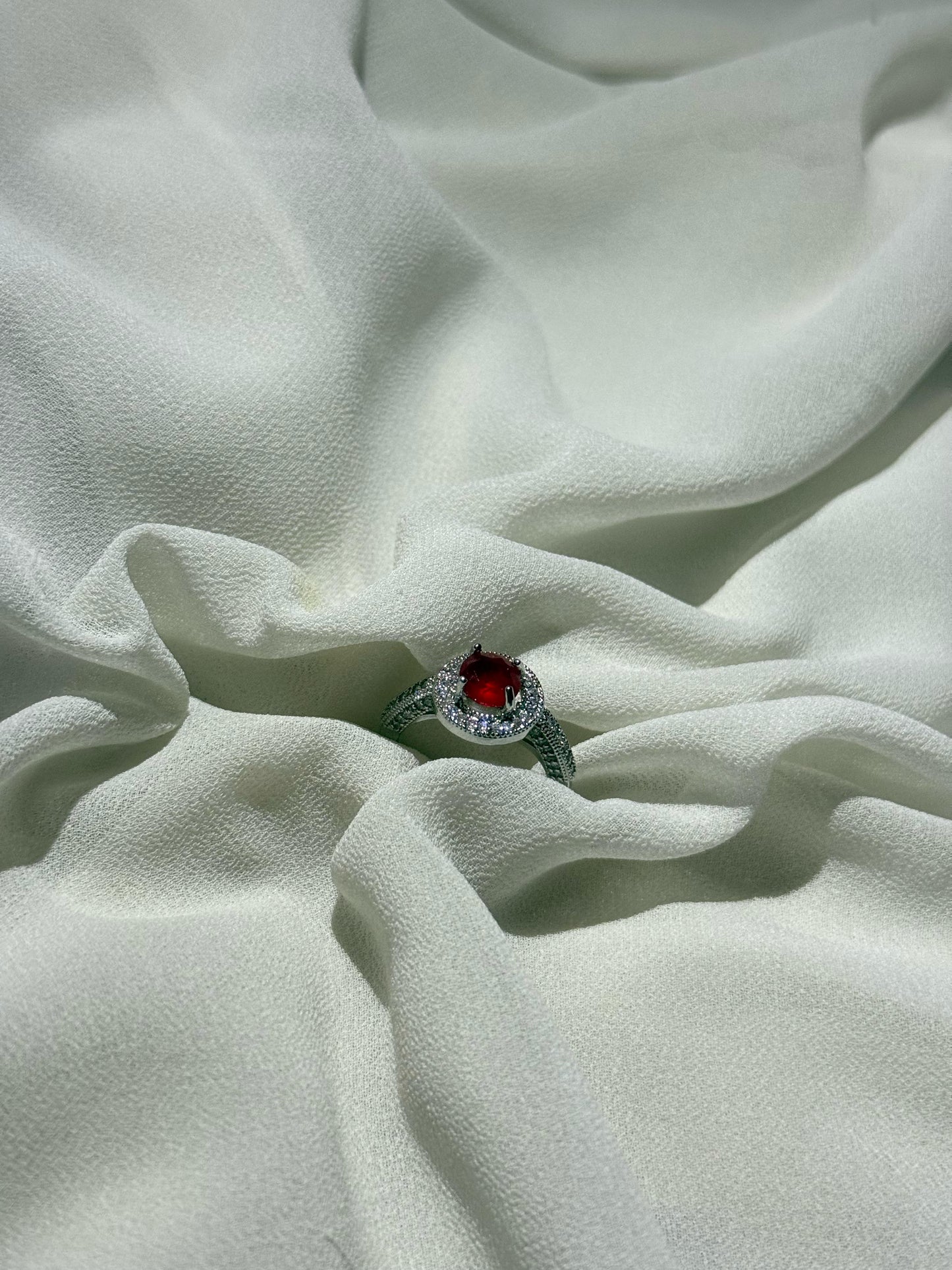 OnesWear-Classic Gemstone Halo Rings( Adjustable)